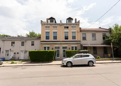 Semi-Detached in Hamilton