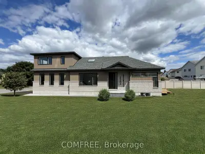 Detached in Orleans - Convent Glen and Area