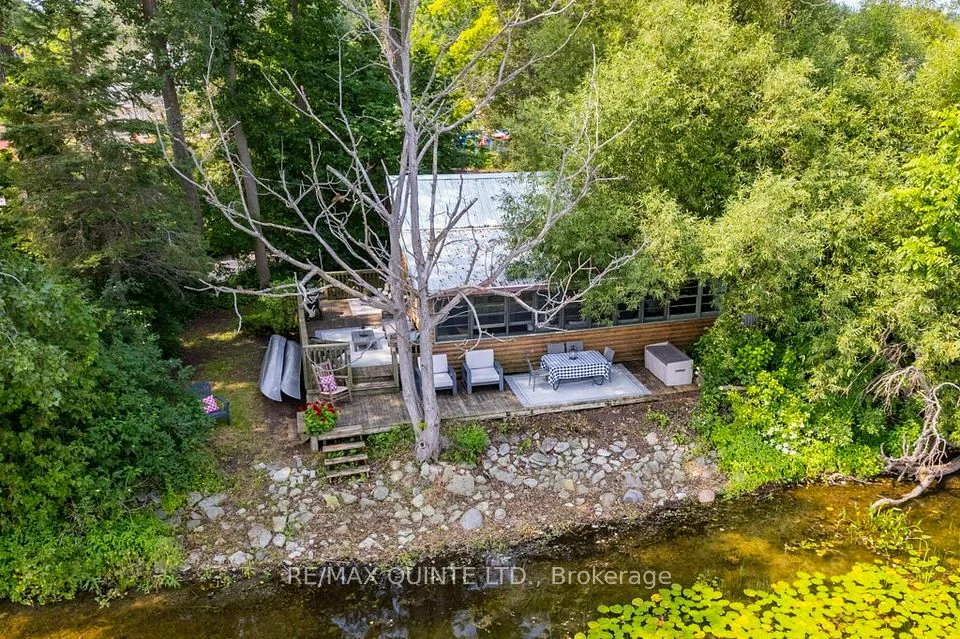 142 Outlet Road, Prince Edward County, On K0k 1p0