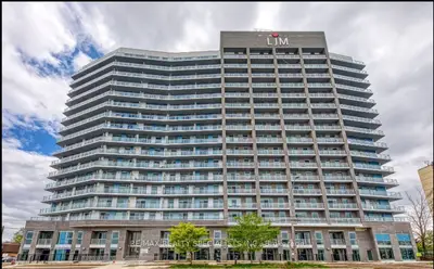 Condo Apartment in Hamilton