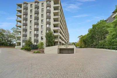 Condo Apartment in London South