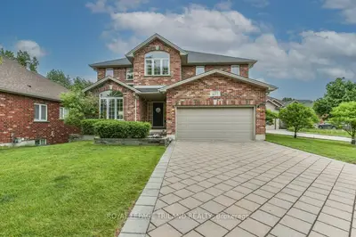 Detached in London North