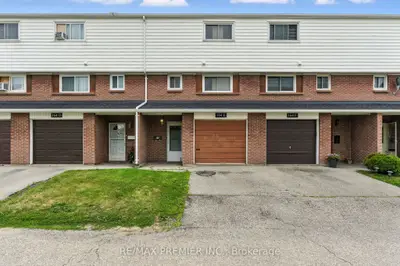 Condo Townhouse in Brantford