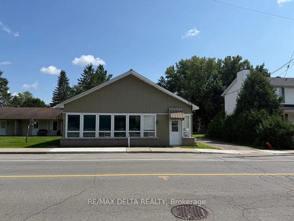 2248 LAVAL Road UNIT 3, Clarence-Rockland, ON K0A 1E0