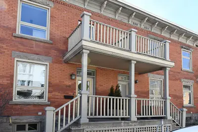 Att/Row/Townhouse in Lower Town - Sandy Hill