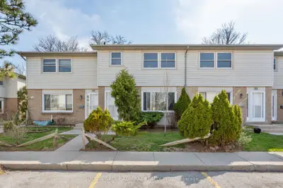 Condo Townhouse in London East