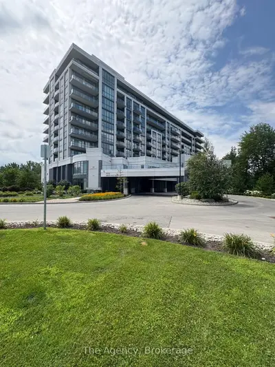 Condo Apartment in Niagara Falls