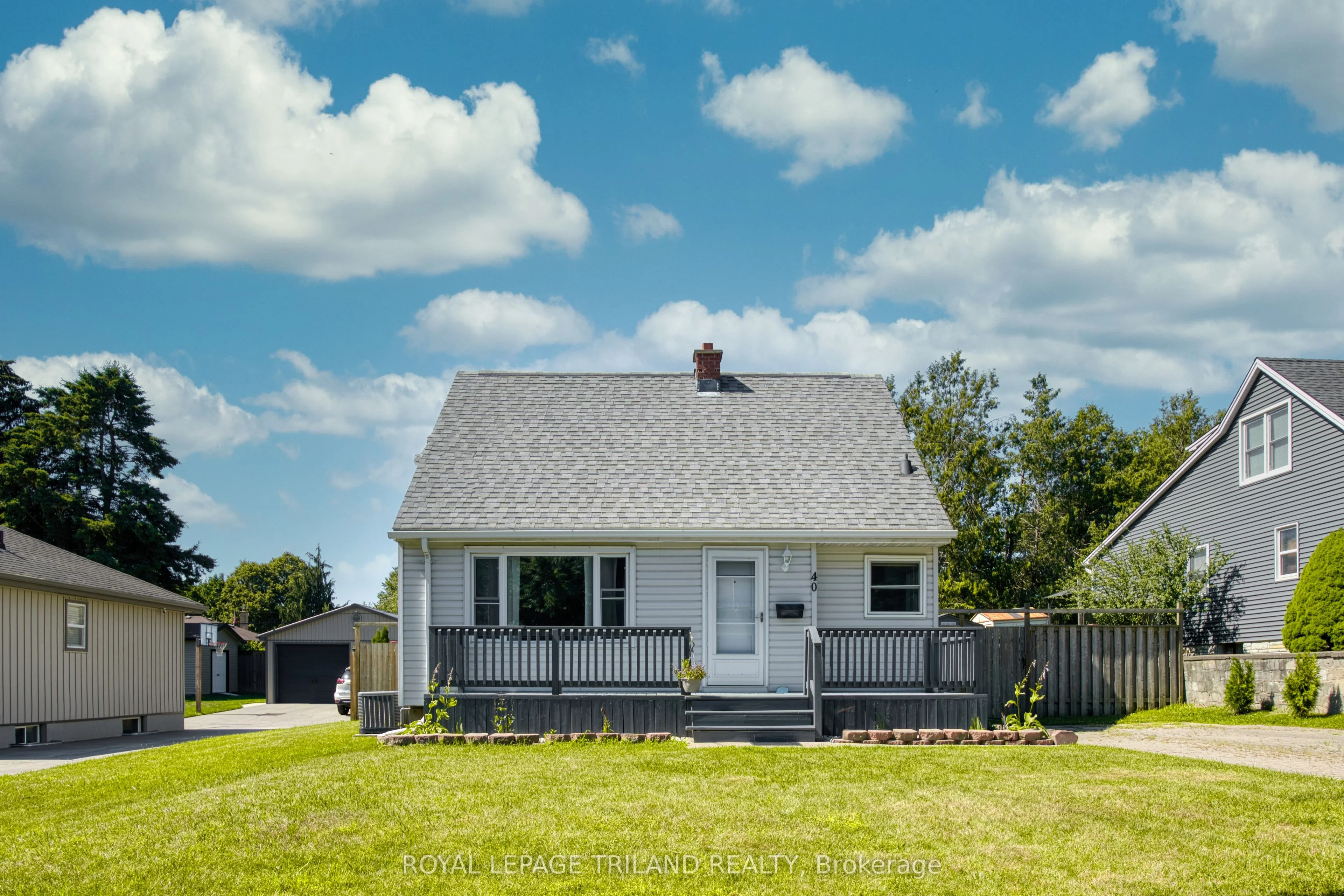 40 Magee Street, London East, On N5w 1c7