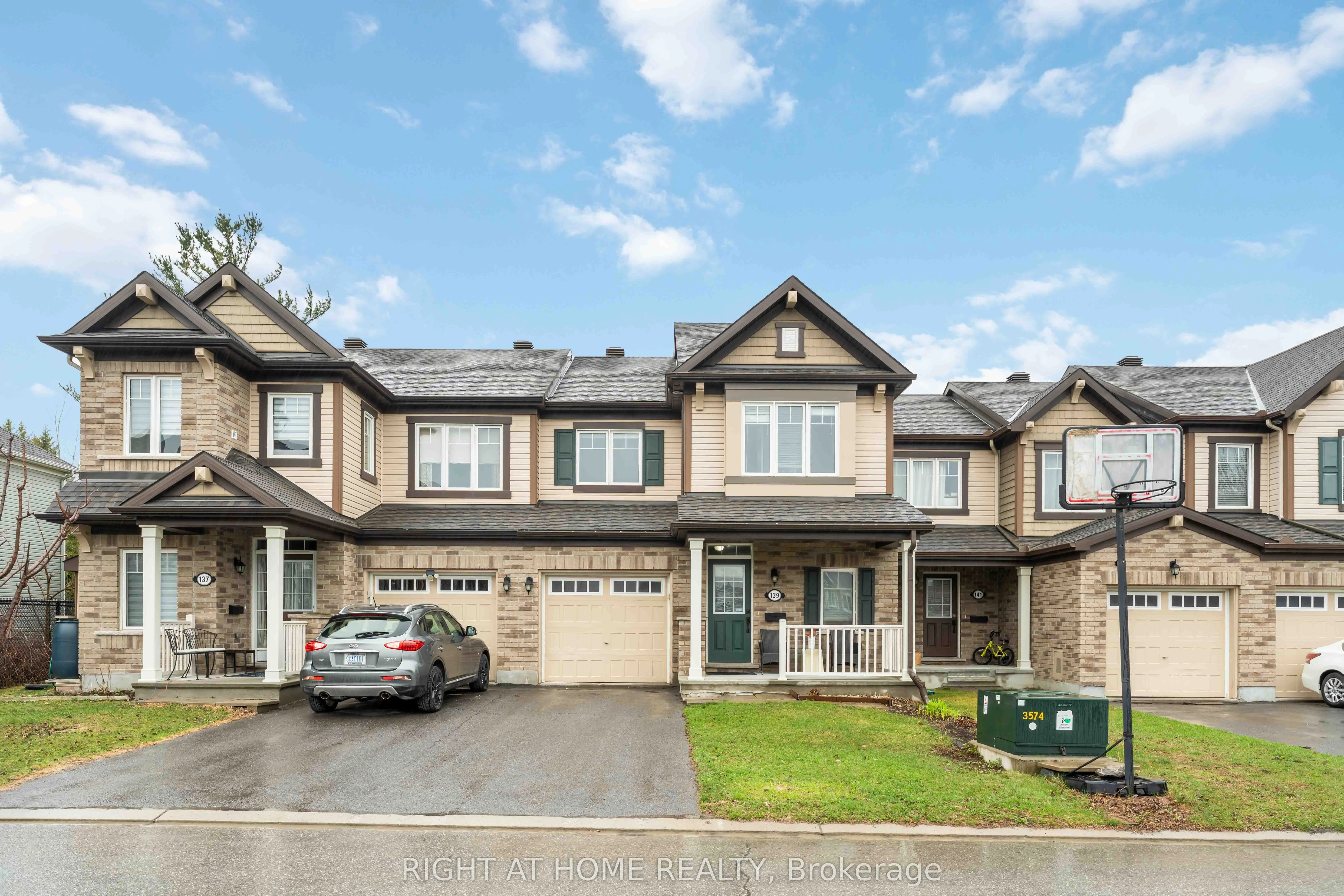 139 Maestro Avenue, Stittsville - Munster - Richmond, On K2s 0v4