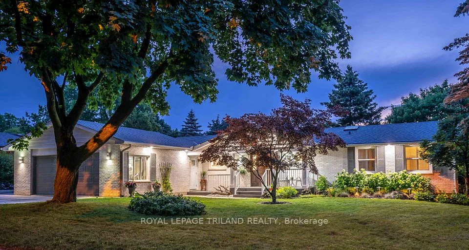 82 Compton Crescent, London South, ON N6C 4G1