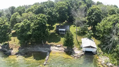 Other in Frontenac Islands