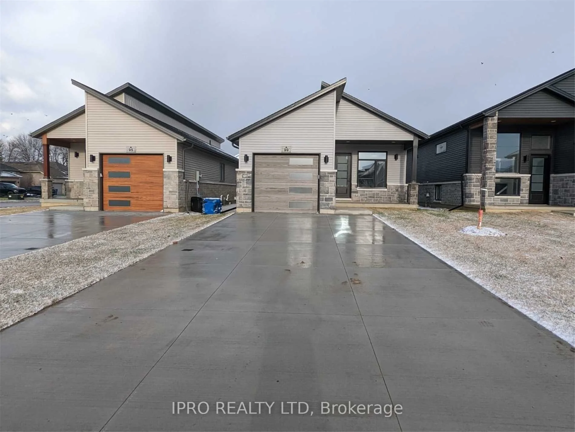 99 Ironwood Trail, Chatham-Kent, ON N7M 0A5
