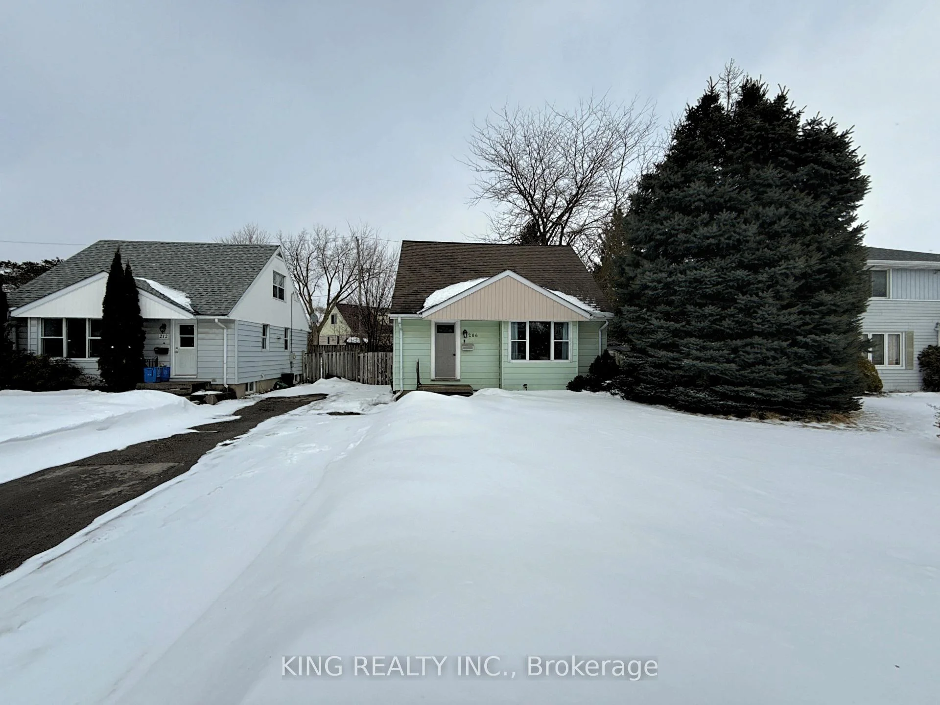 206 Rhine Avenue, London East, ON N5Y 1C6