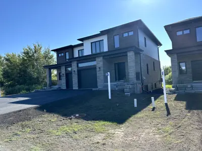 Semi-Detached in South Glengarry