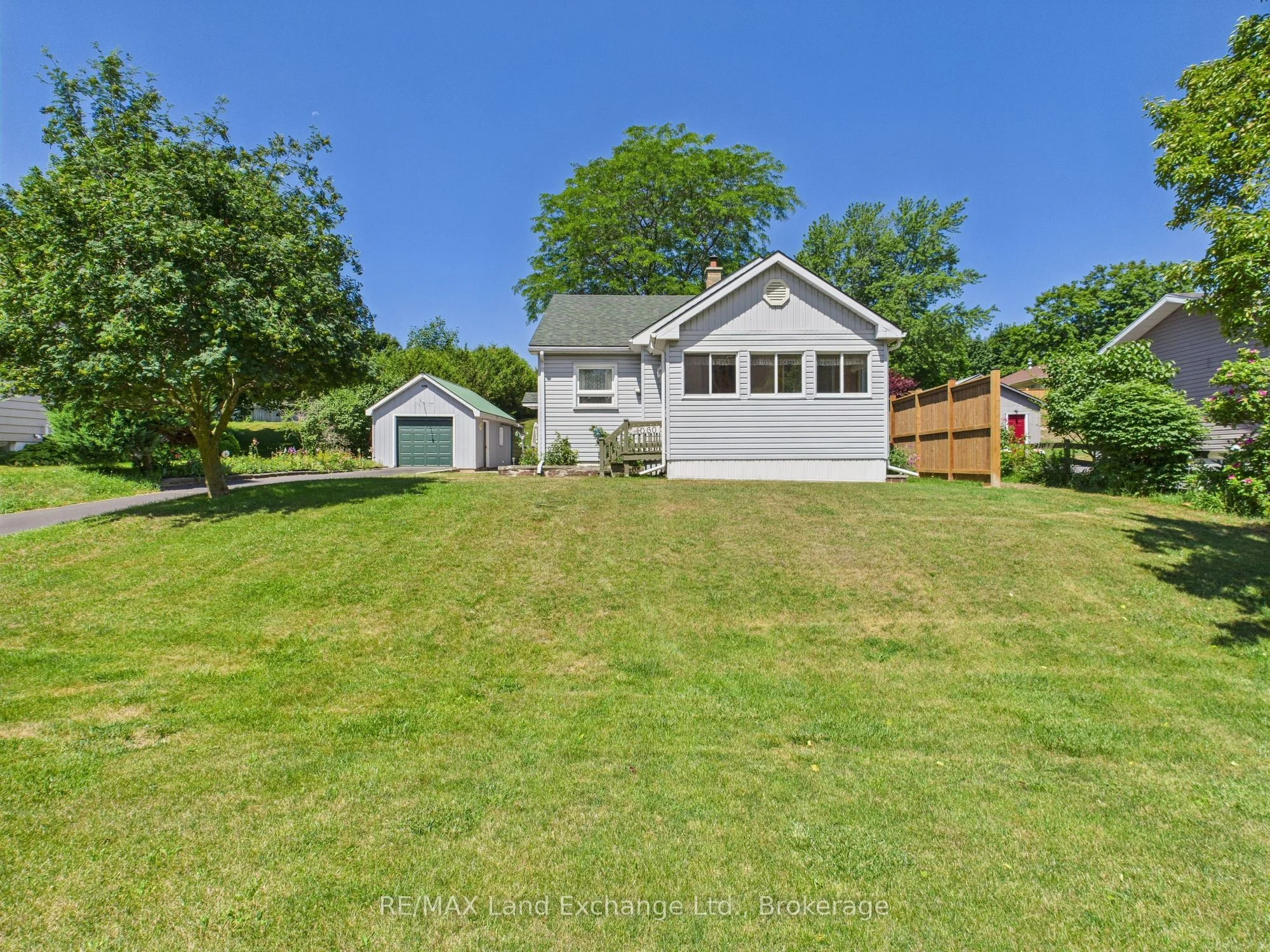 1060 Princes Street N, Kincardine, ON N2Z 1X8