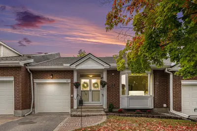 Condo Townhouse in Stittsville - Munster - Richmond