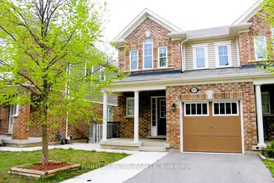 Condo Townhouse in Kitchener
