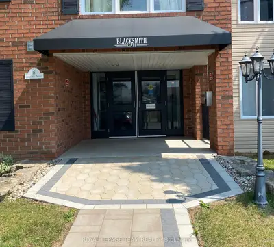 Condo Apartment in Arnprior