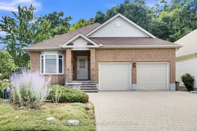Detached in Barrhaven