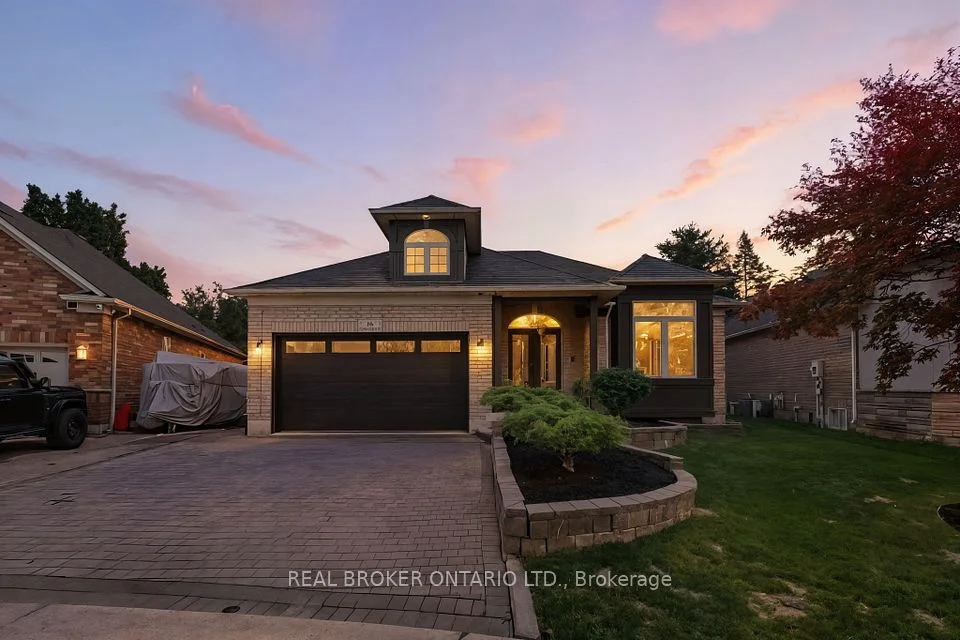 16 Casson Lane, Brantford, ON N3R 7Z4