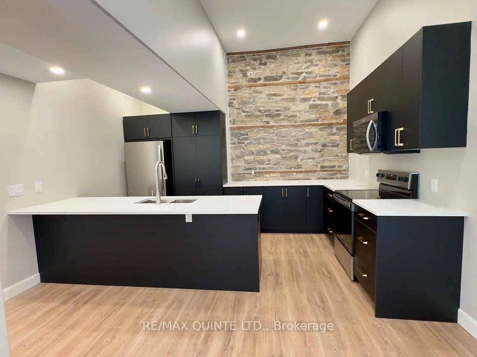 330 Victoria Street 3, Tweed, ON K0K 3J0