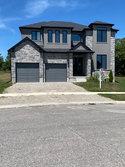 Detached in Woodstock