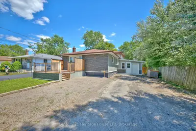 Detached in Fort Erie