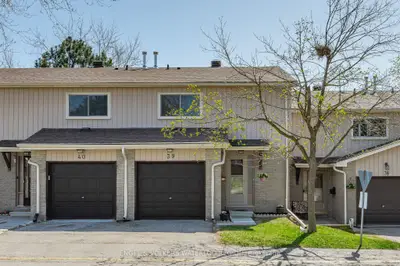 Condo Townhouse in Kitchener