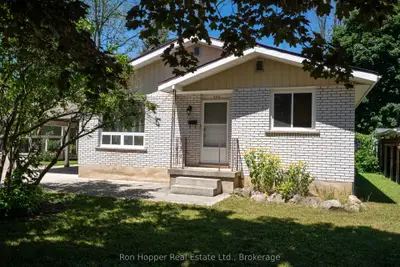 Detached in Owen Sound