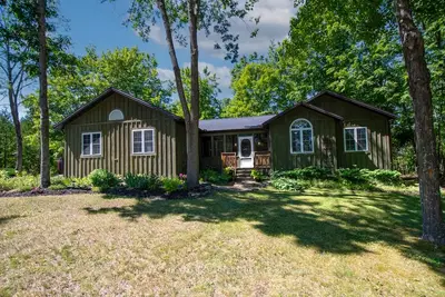 Detached in Trent Lakes