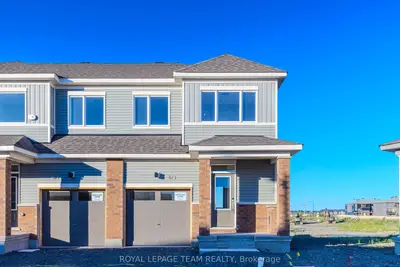 Att/Row/Townhouse in Barrhaven