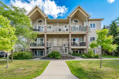 Condo Townhouse in Stittsville - Munster - Richmond