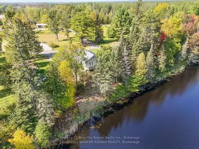 Detached in North Bay