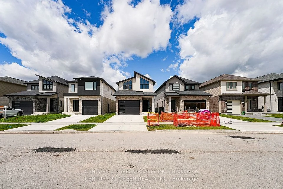3861 Auckland Avenue, London South, ON N6L 0J3