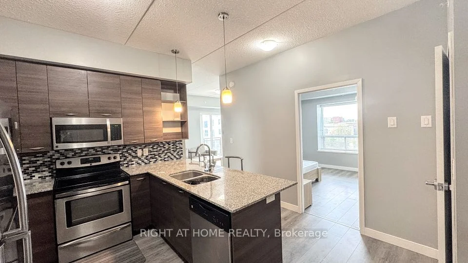 318 Spruce Street RoomA - 507, Waterloo, ON N2L 3W7