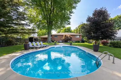 Detached in Niagara-on-the-Lake