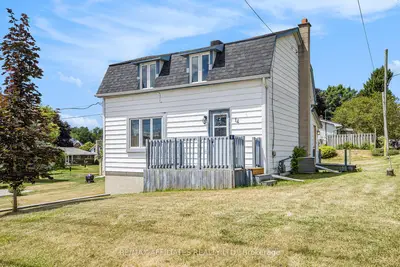 Detached in Elizabethtown-Kitley