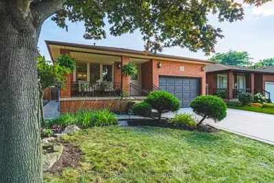 Detached in Hamilton