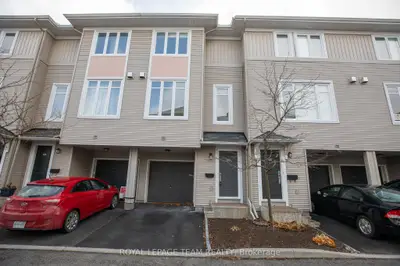 Att/Row/Townhouse in Bells Corners and South to Fallowfield