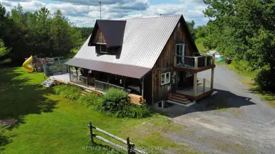Detached in North Stormont