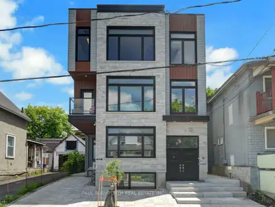 Triplex in West Centre Town