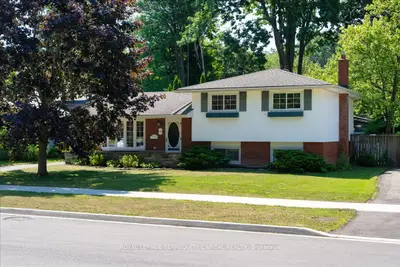 Detached in Welland
