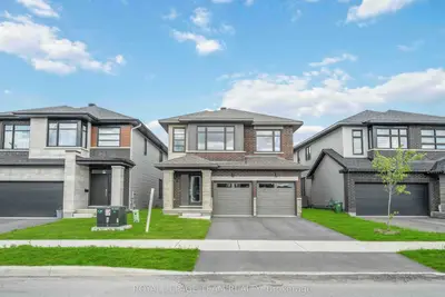 Detached in Blossom Park - Airport and Area