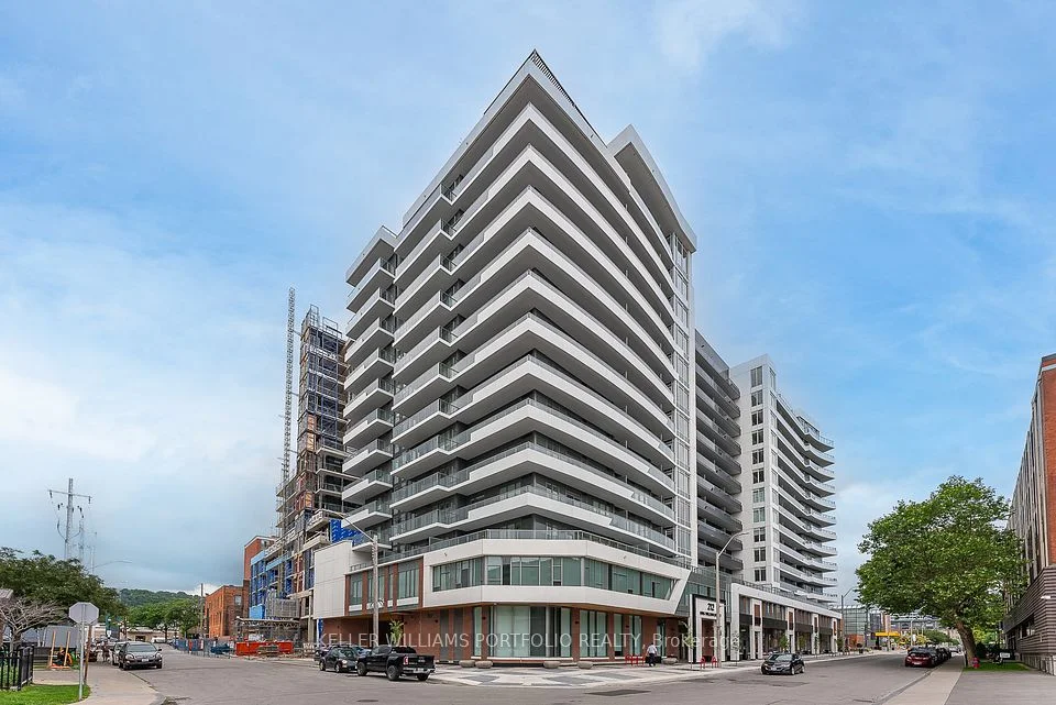 212 King William Street 1103, Hamilton, ON L8R 3N9