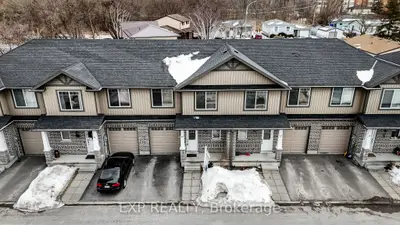 Att/Row/Townhouse in Quinte West