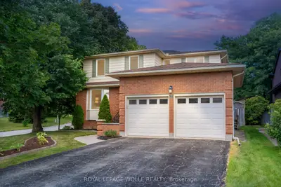 Detached in Waterloo