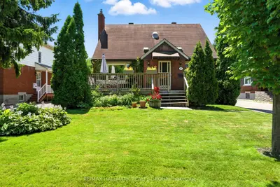 Detached in Overbrook - Castleheights and Area