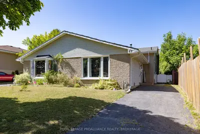 Semi-Detached in Kingston