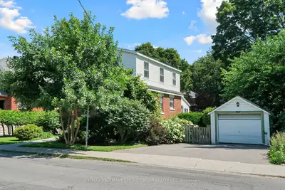 Detached in Dows Lake - Civic Hospital and Area