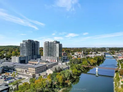 Condo Apartment in Cambridge